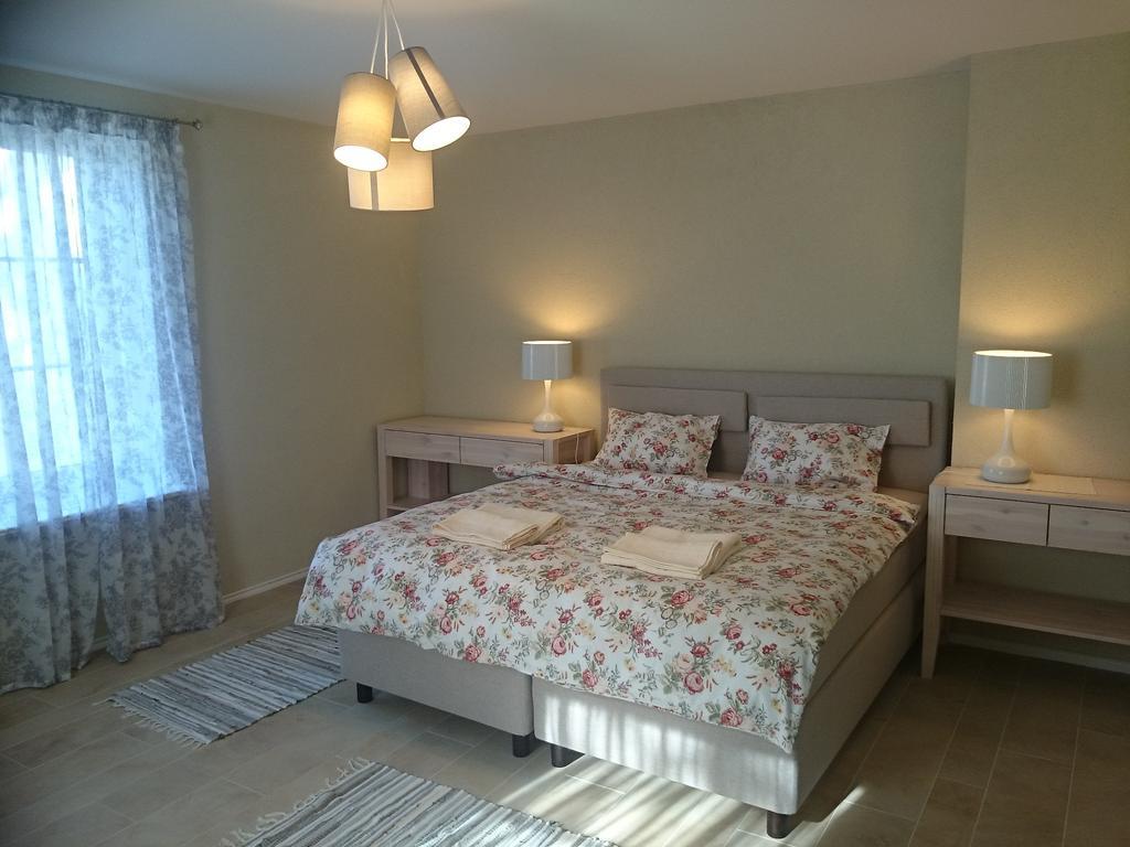 Virulase Holiday Home Toila Room photo